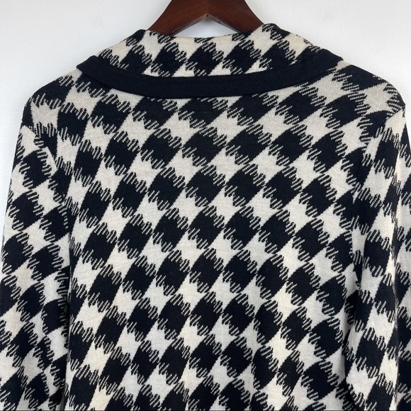 𝅺Pendleton 100% Merino Wool Houndstooth Cardigan Women’s Size LP - Picture 7 of 10